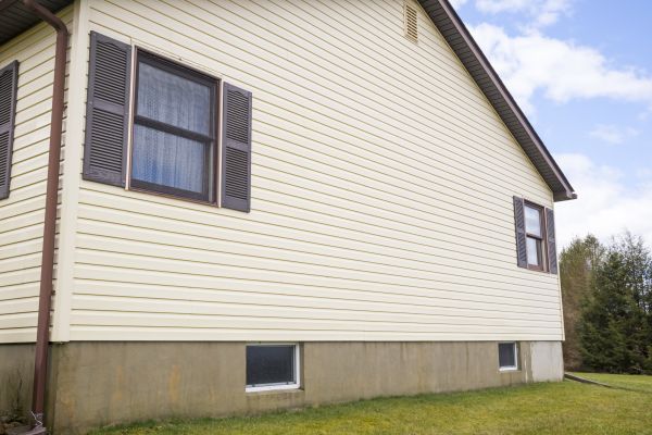 Professional Dutch Lap Siding Repair